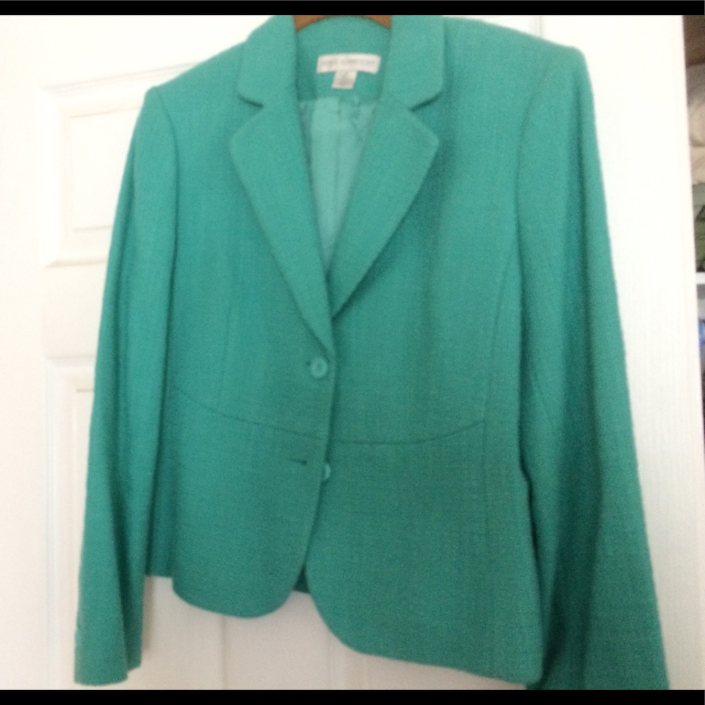 Petite sophisticate blazer